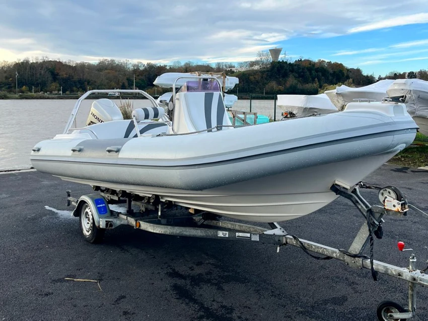 bateau occasion infanta inflatables 520 rsi vendu par nautika sud atlantique bayonne pays basque 64